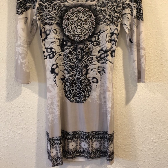 Dress - Picture 2 of 2